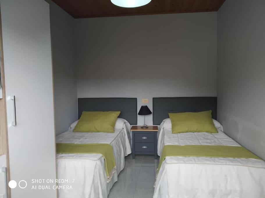 Apartamento Con Terraza Y Vistas Al Mar Bueu Exteriör bild